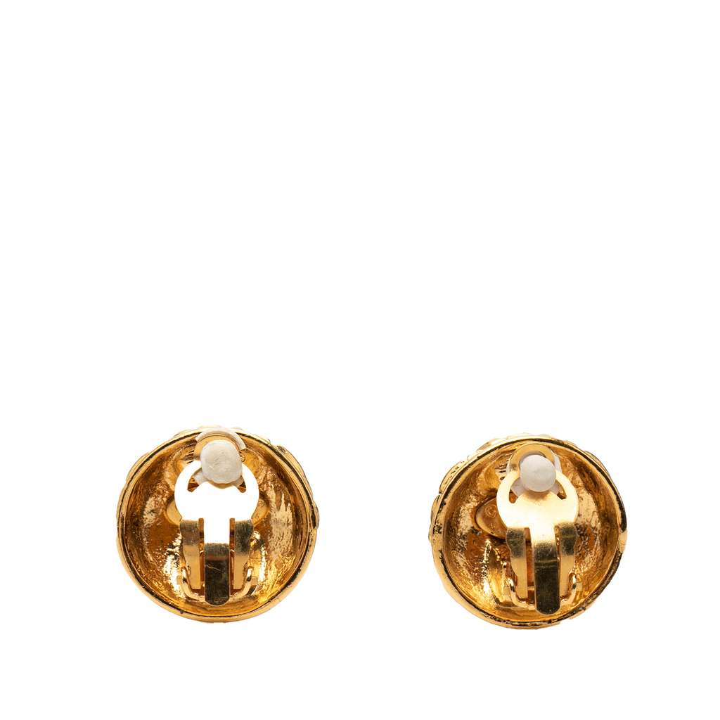 Chanel CC Gold Plated Quilted Round Clip On Earrings Gold Metal Good condition - Back View