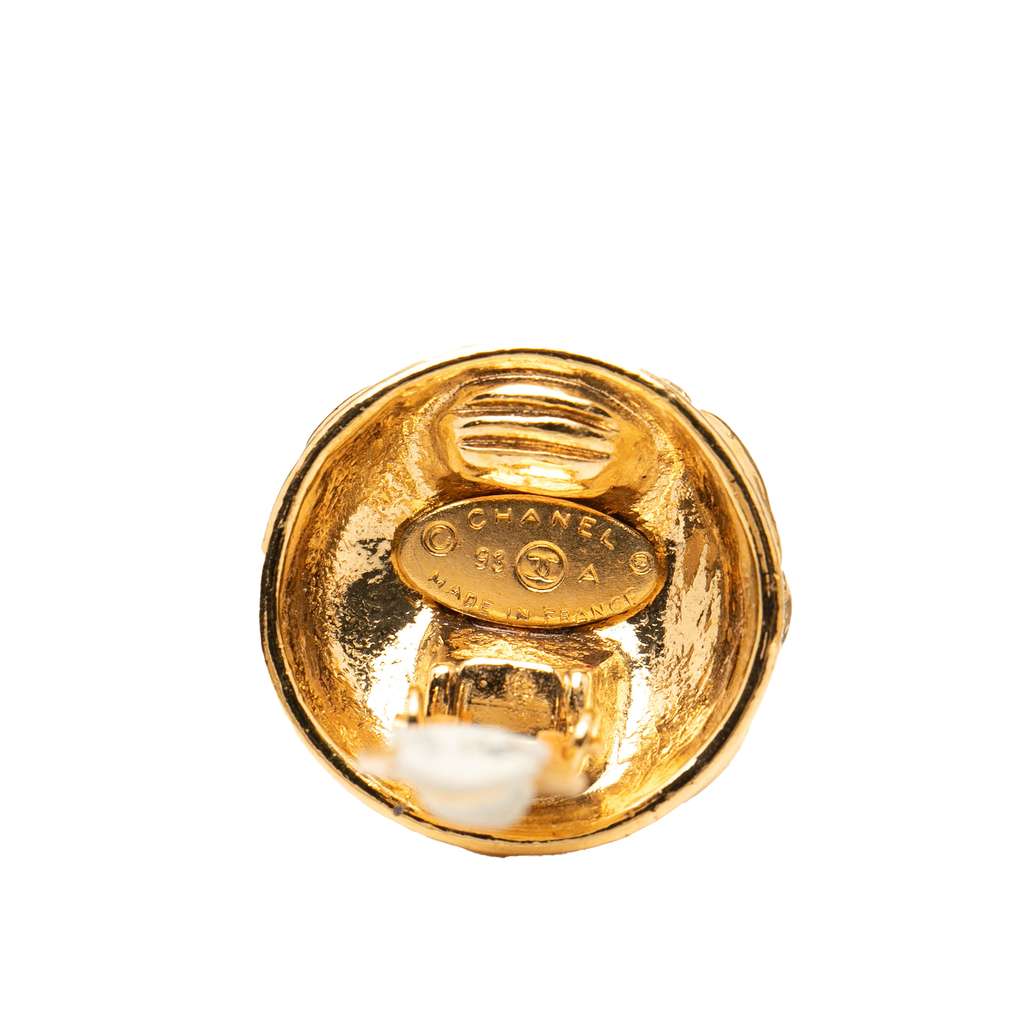 Chanel CC Gold Plated Quilted Round Clip On Earrings Gold Metal Good condition - Inside View