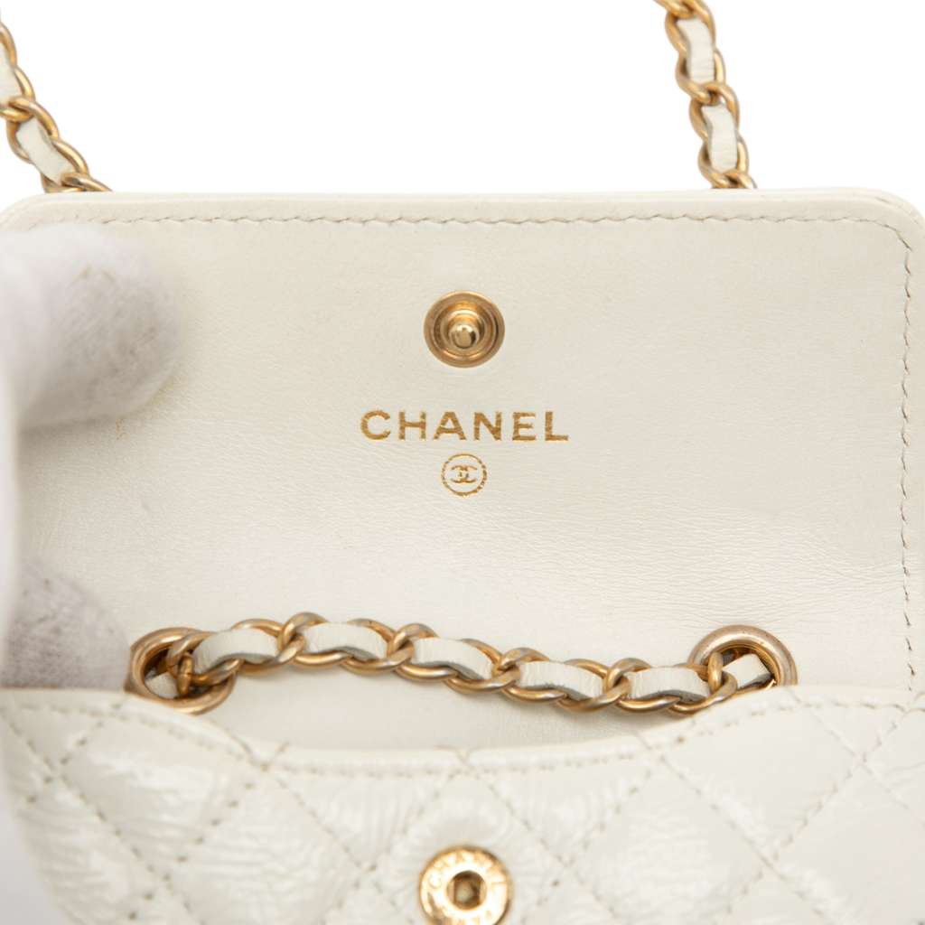 Chanel Mini CC Shiny Aged Calfskin Waist Bag White Leather Good condition - Box View