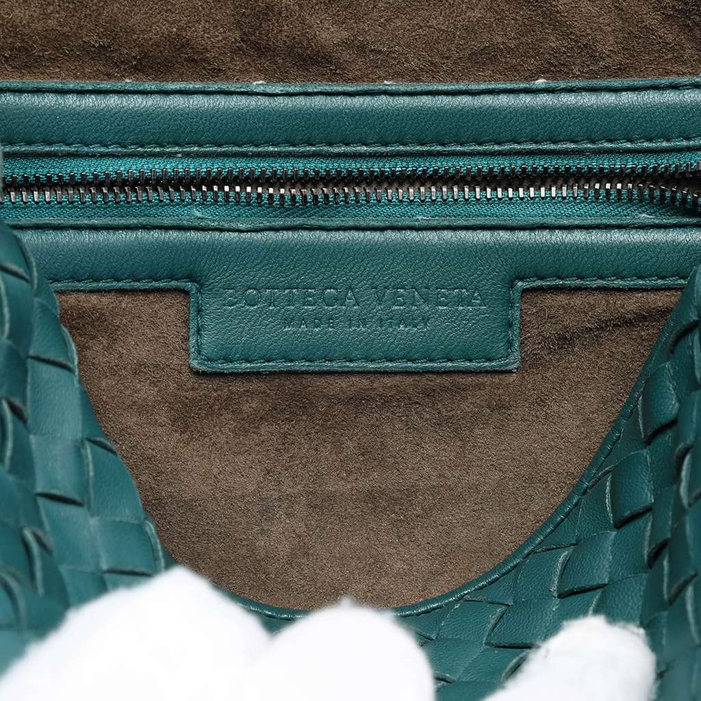 Bottega Veneta Nappa Intrecciato Nodini Crossbody Blue Leather Good condition - Box View