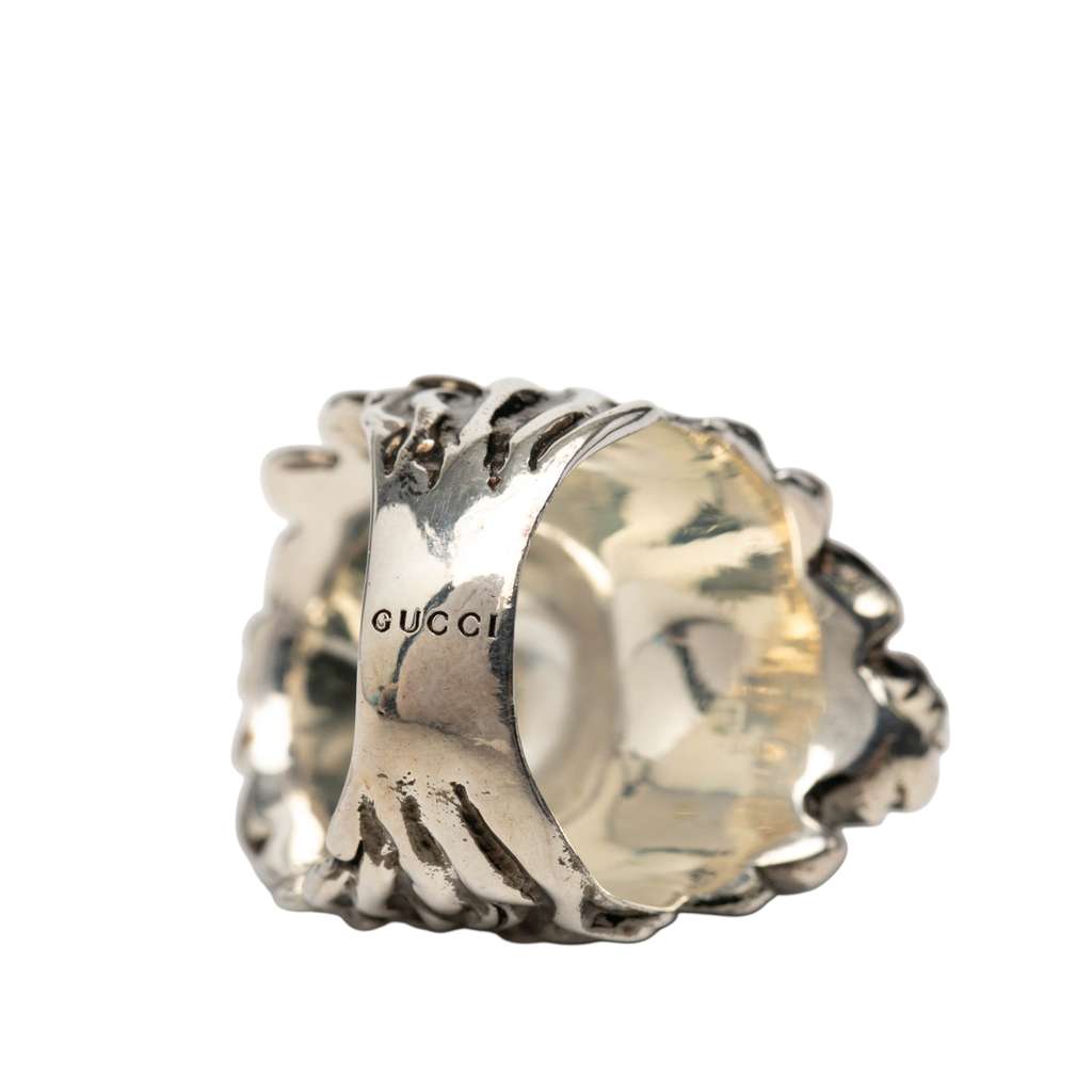 Gucci Silver Plated Crystal Lion Head Ring Silver Metal Good condition - Model View