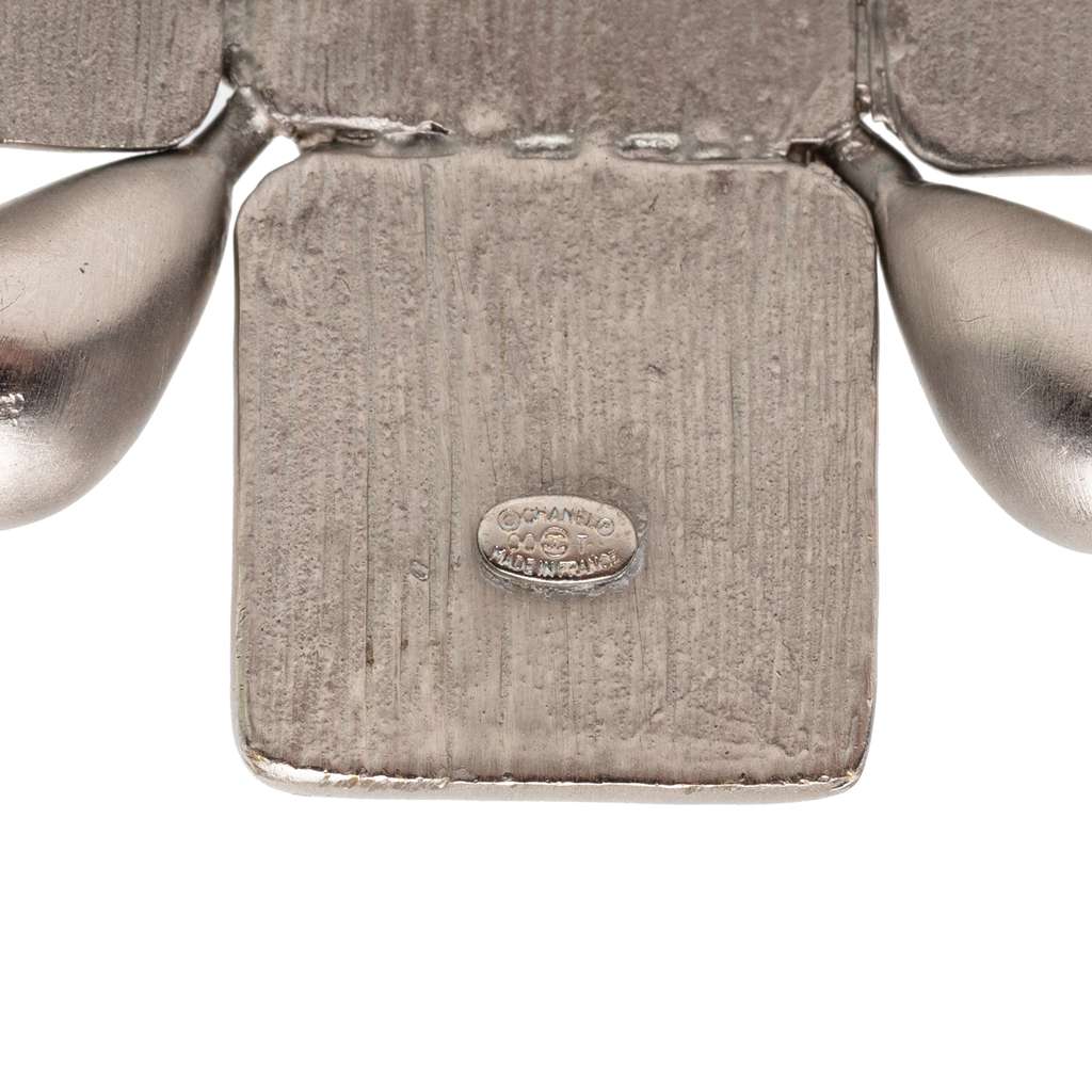 Chanel CC Silver Plated Resin Cross Brooch Silver Silver Good condition - Inside View