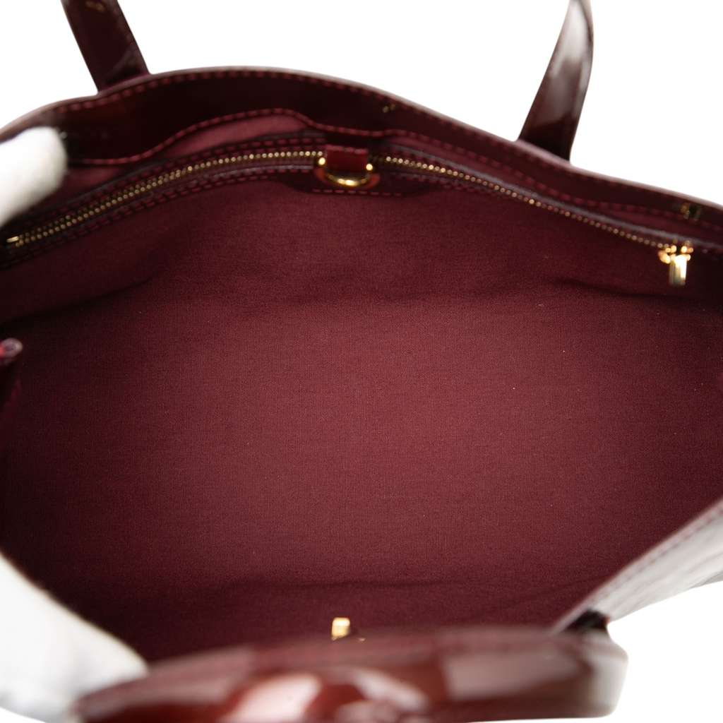 Louis Vuitton Monogram Vernis Wilshire PM Red Leather Fair condition - Model View