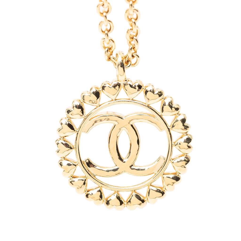 Chanel Gold Plated CC Medallion Heart Pendant Necklace Gold Metal Good condition - Inside View