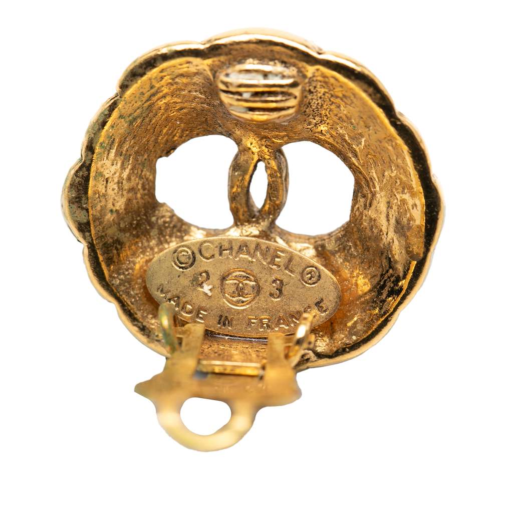 Chanel CC Gold Plated Round Clip On Earrings Gold Metal Good condition - Inside View