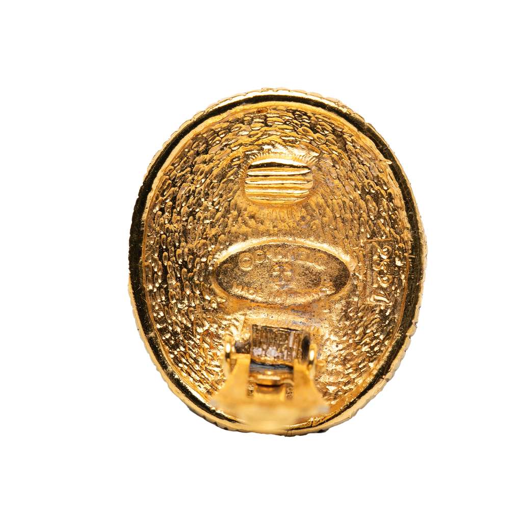 Chanel Gold Plated Angel Oval Clip On Earrings Gold Metal Good condition - Inside View