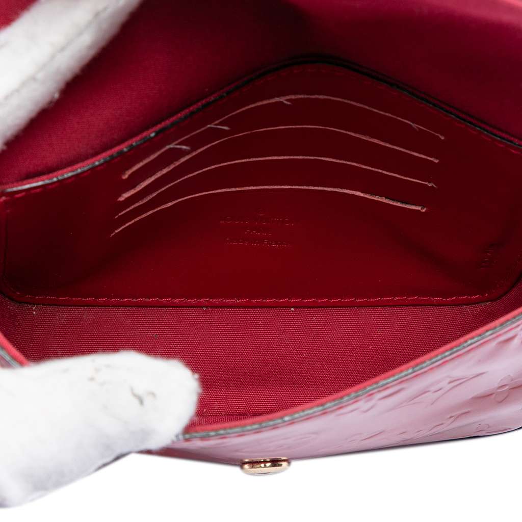 Louis Vuitton Monogram Vernis Mini Sac Lucie Red Leather Good condition - Model View