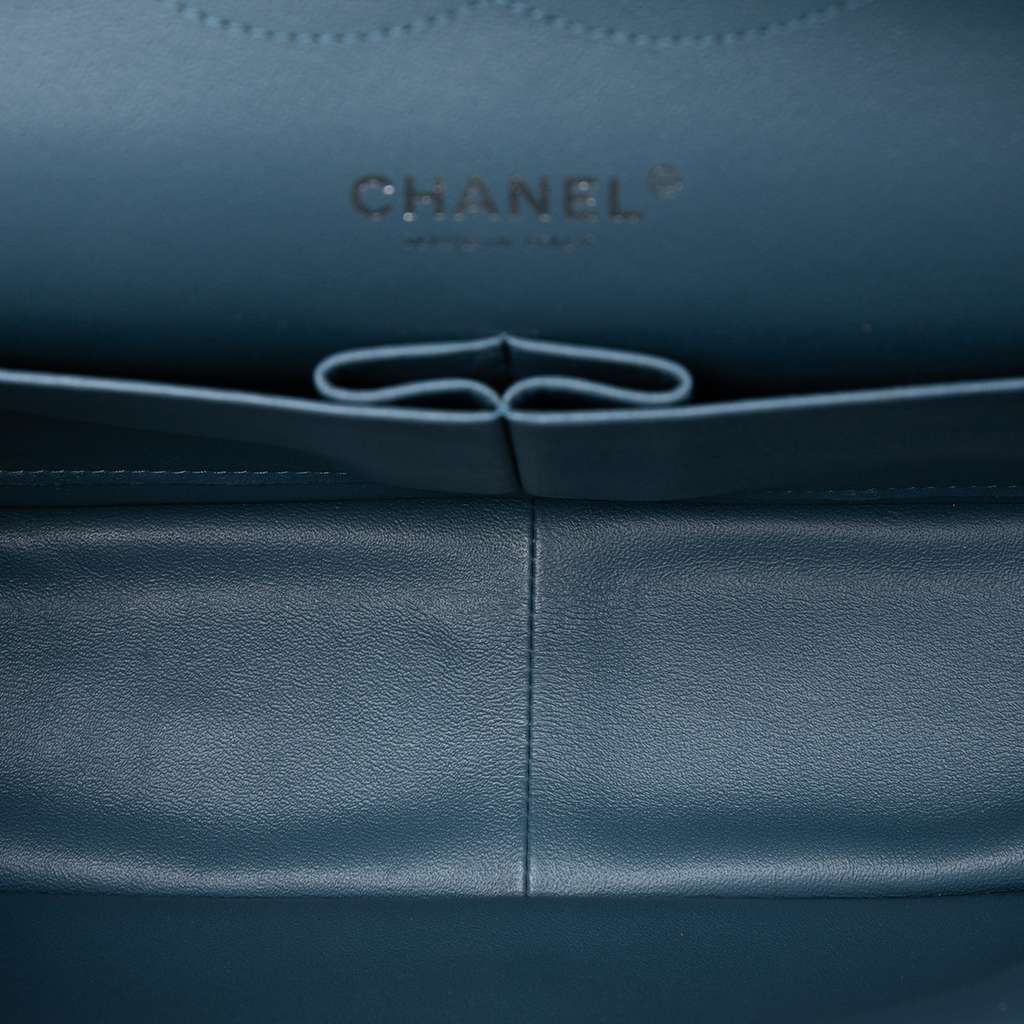 Chanel Jumbo Classic Lambskin Double Flap Blue Leather Good condition - Model View