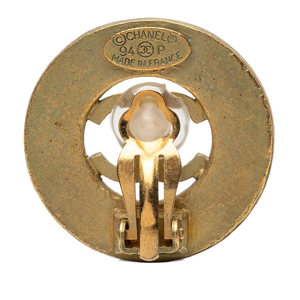 Chanel CC Gold Plated Round Clip On Earrings Gold Metal Good condition - Inside View