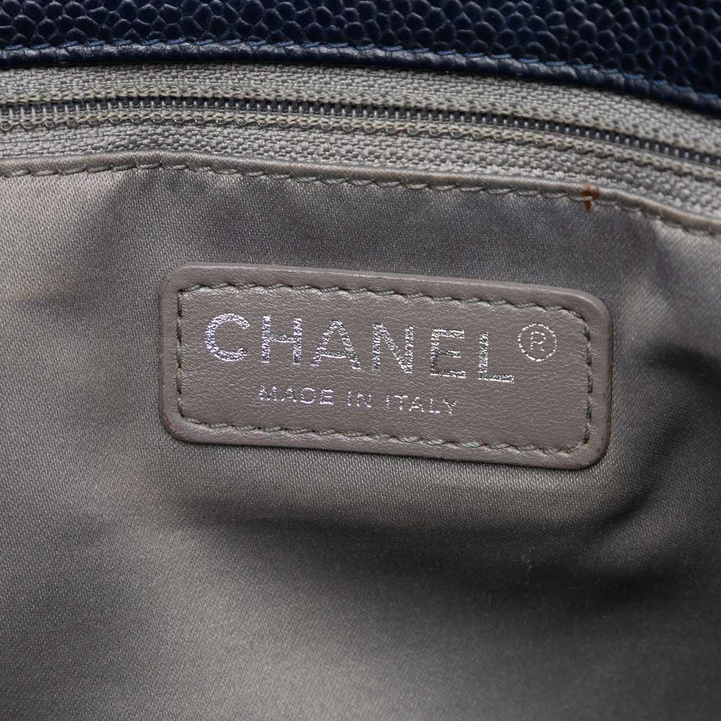 Chanel Caviar Grand Shopping Tote Blue Leather Good condition - Box View