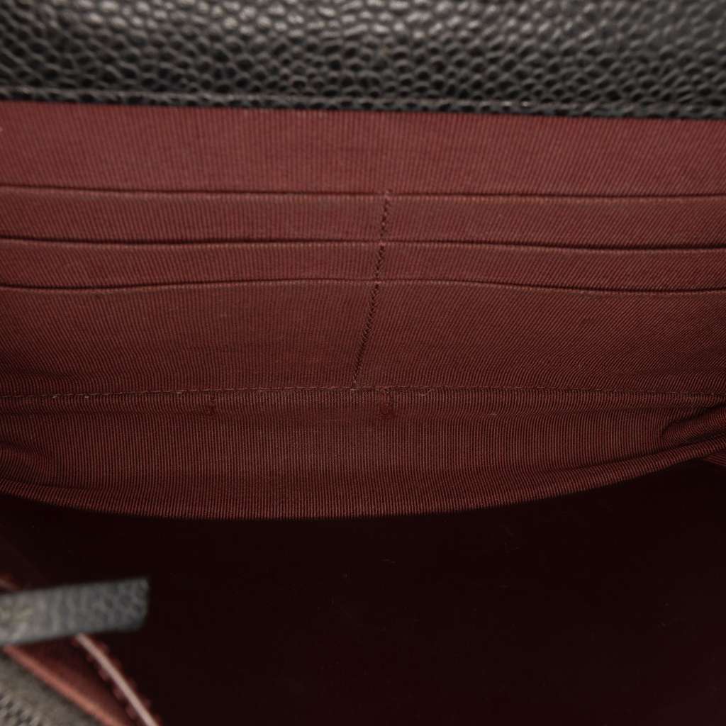 Chanel CC Quilted Caviar Wallet on Chain Black Leather Good condition - Model View