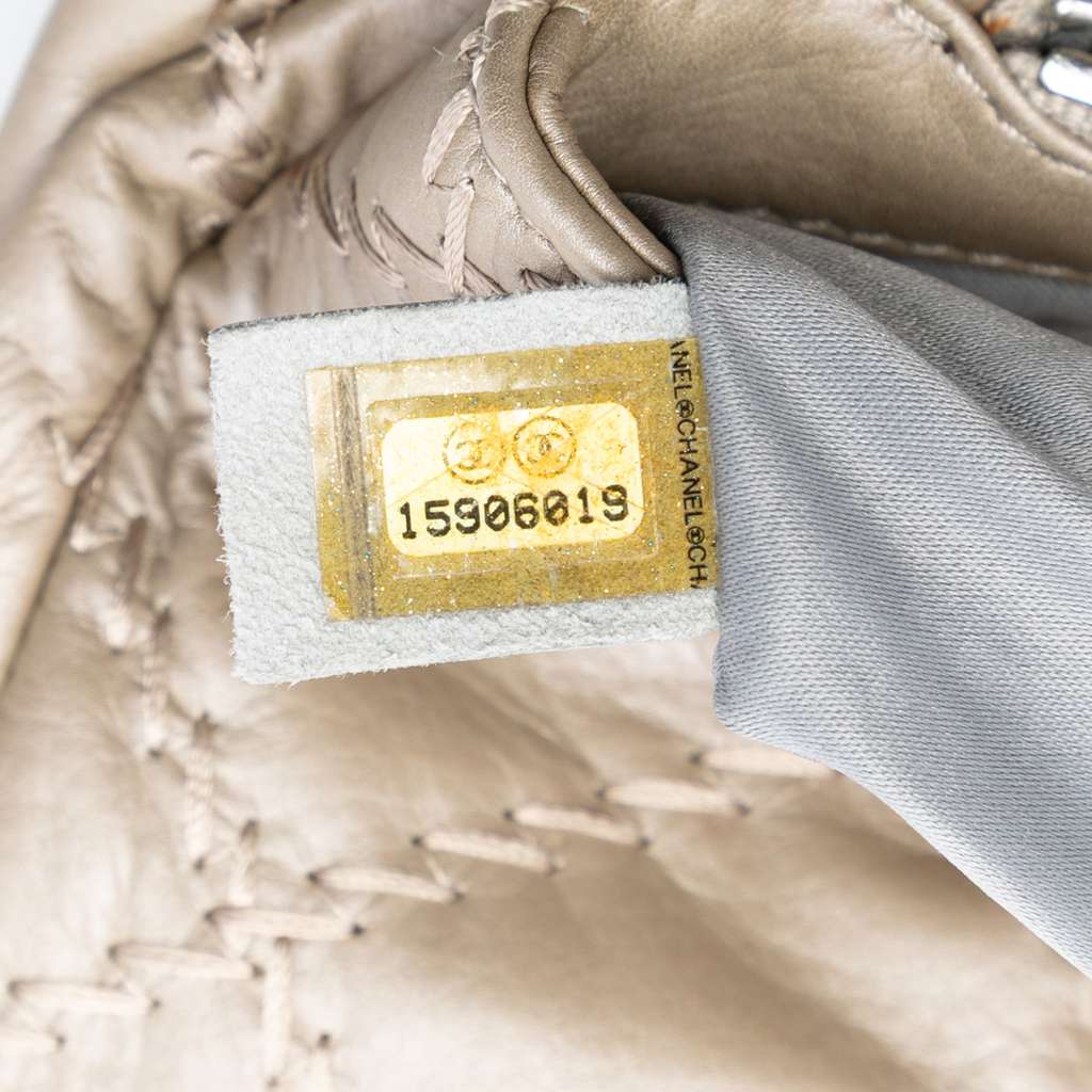 Chanel CC Quilted Lambskin Ultimate Stitch Flap Gold Leather Good condition - Box View