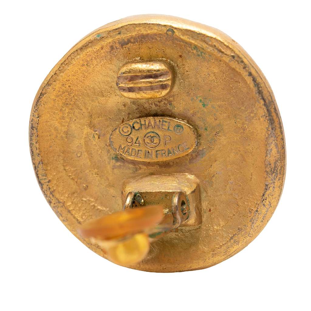 Chanel CC Gold Plated Round Clip On Earrings Gold Metal Good condition - Inside View