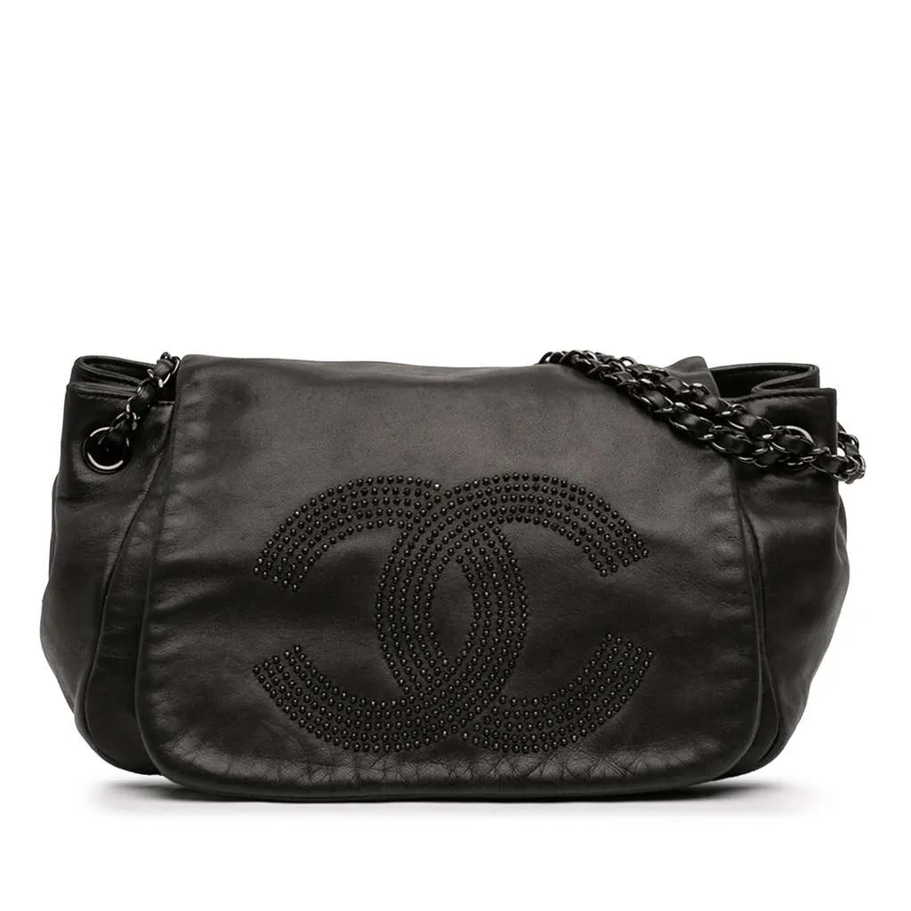 Chanel Lambskin Studded CC Accordion Flap Black Leather Very good - Front View
