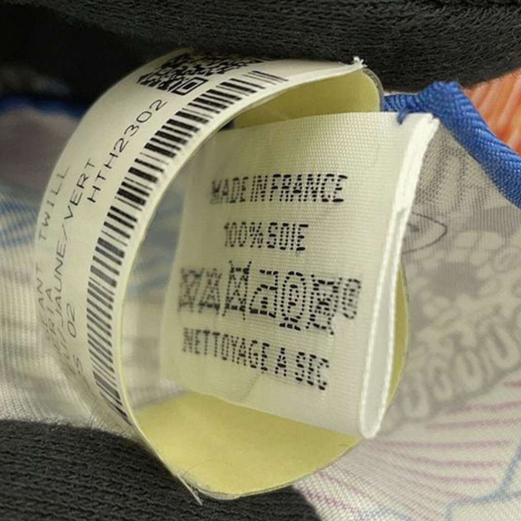 Hermès Eleftheria Silk Scarf 140 Blue Silk Good condition - Box View