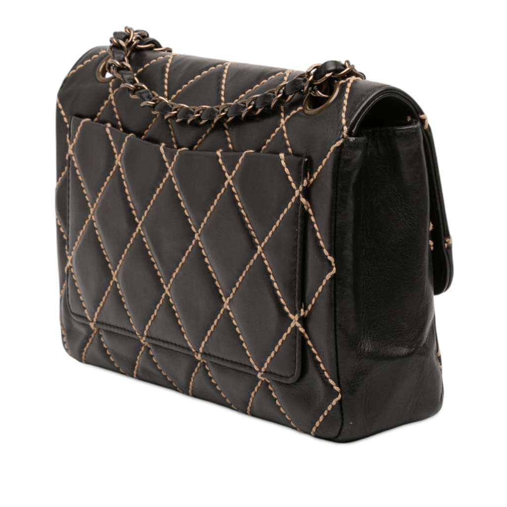 Chanel CC Wild Stitch Lambskin Flap Black Leather Good condition - Back View