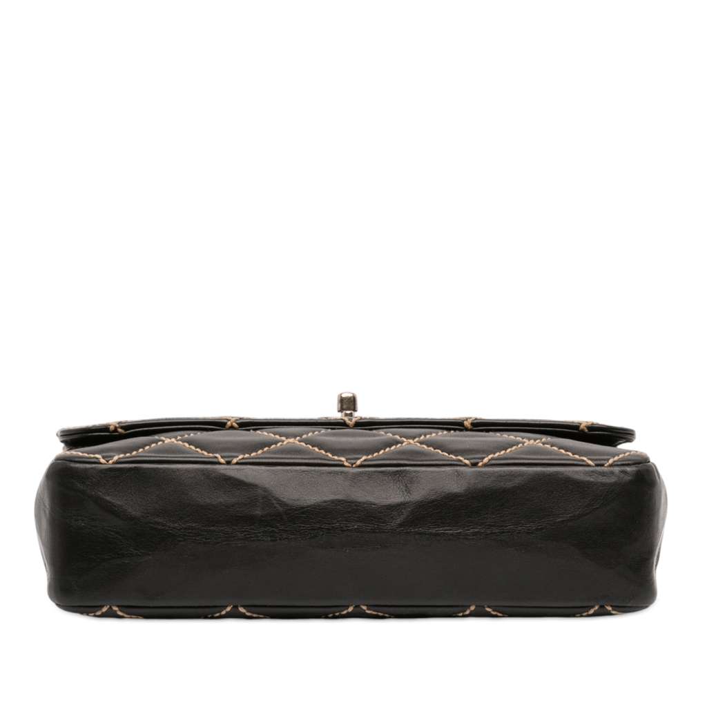 Chanel CC Wild Stitch Lambskin Flap Black Leather Good condition - Inside View