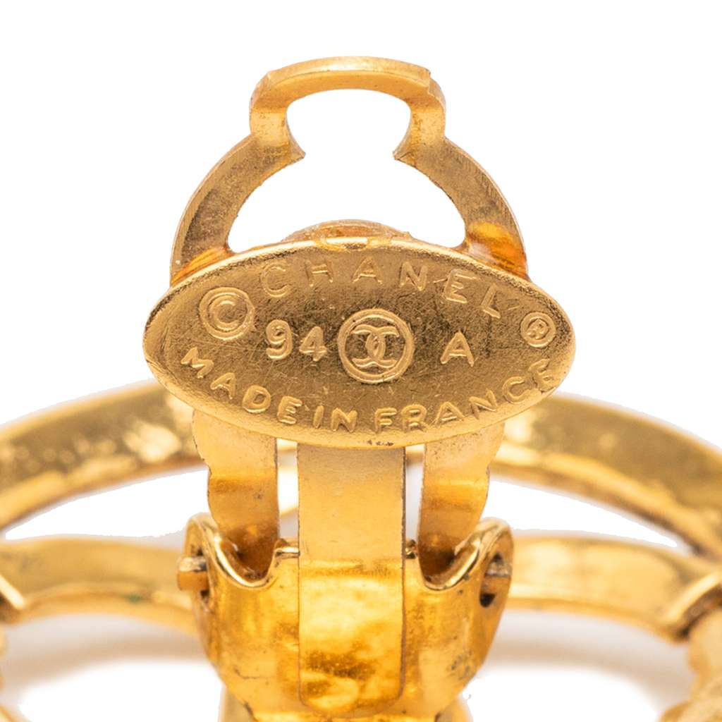 Chanel CC Gold Plated Round Clip On Earrings Gold Metal Good condition - Inside View