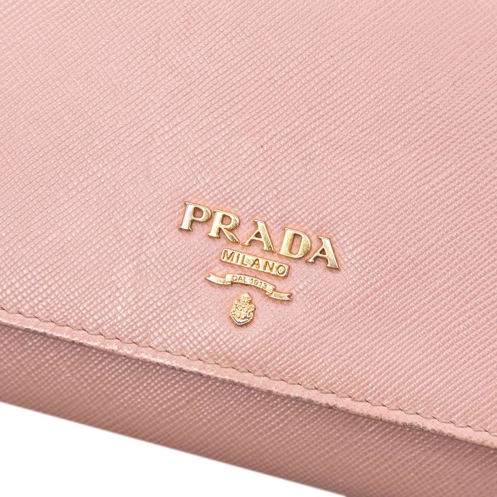 Prada Saffiano Wallet On Chain Pink Leather Good condition - Box View