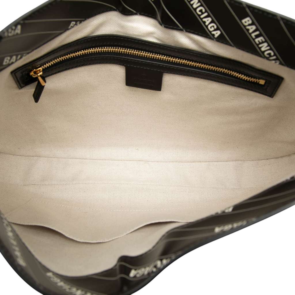 Gucci Balenciaga The Hacker Project Medium Calfskin Jackie 1961 Crossbody Black Leather Good condition - Model View