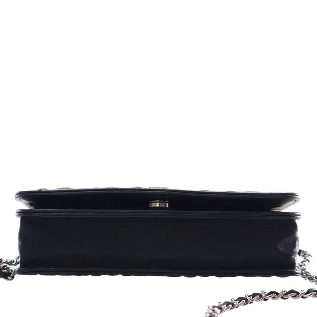 Chanel CC Embossed Lambskin Camellia Wallet On Chain Black Leather Good condition - Box View