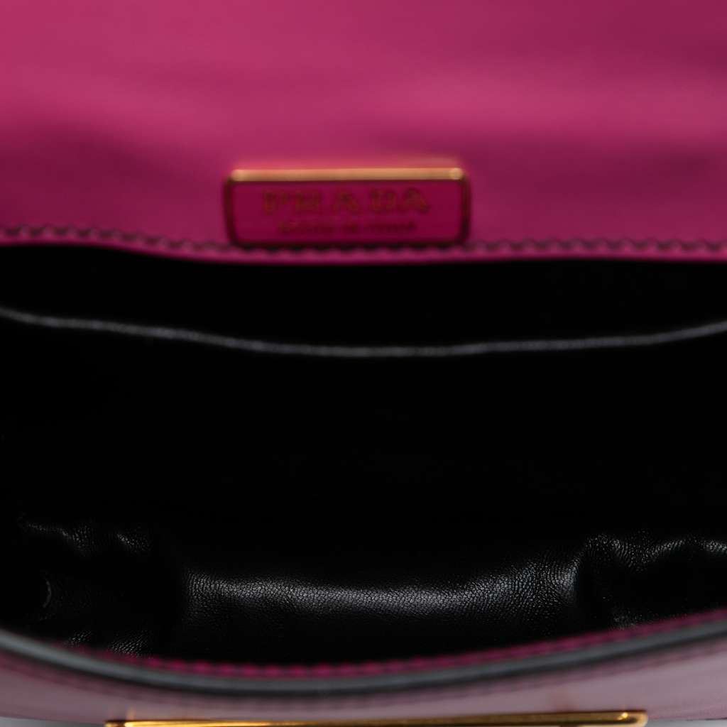 Prada Saffiano Trimmed City Calf Pionniere Crossbody Pink Leather Good condition - Model View
