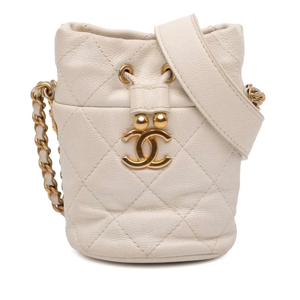 Chanel Mini Quilted Caviar Twist Your Buttons Drawstring Bucket Bag White Leather Very good - Front View