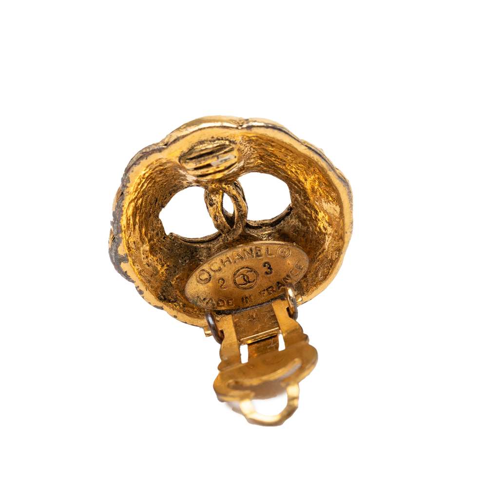 Chanel Gold Plated CC Hollow Round Clip On Earrings Gold Metal Good condition - Inside View