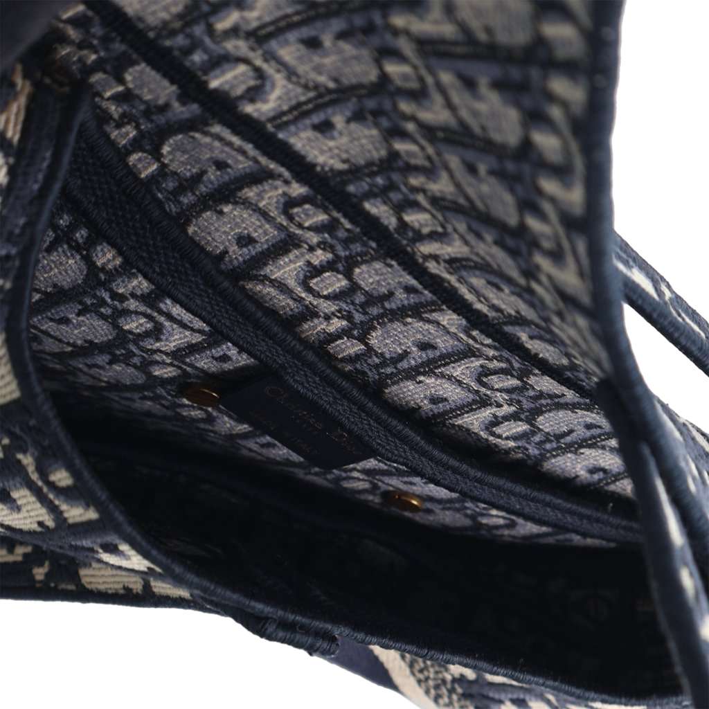 Dior Oblique Embroidered Canvas Saddle Bag Blue Canvas Good condition - Box View