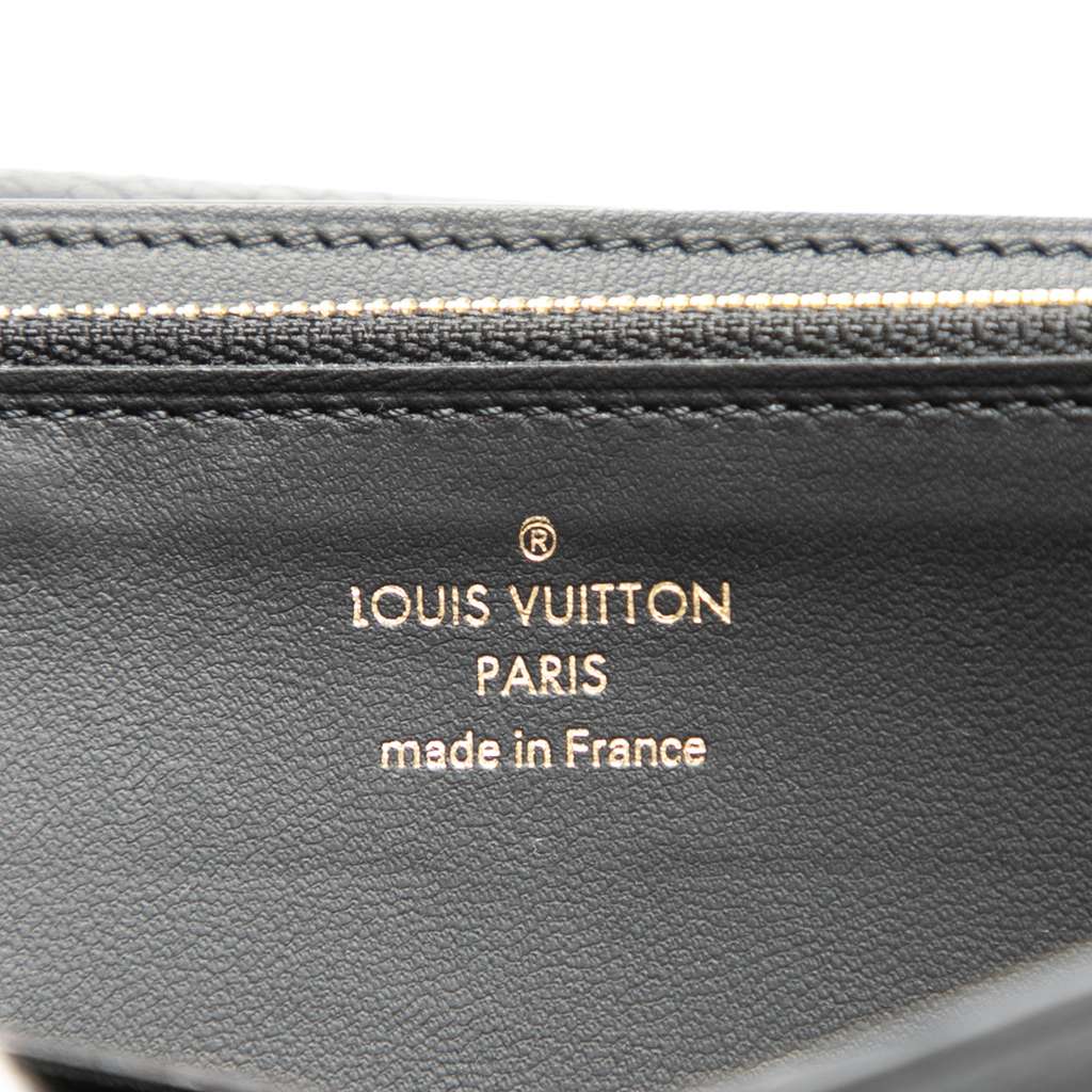 Louis Vuitton Taurillon Leather Capucines Long Wallet Black Leather Good condition - Box View