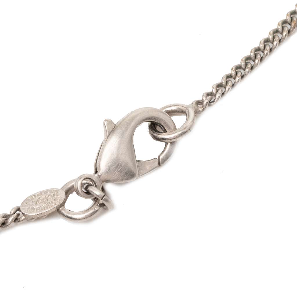 Chanel Silver Plated CC Enamel 31 Rue Cambon Pendant Necklace Silver Metal Good condition - Model View