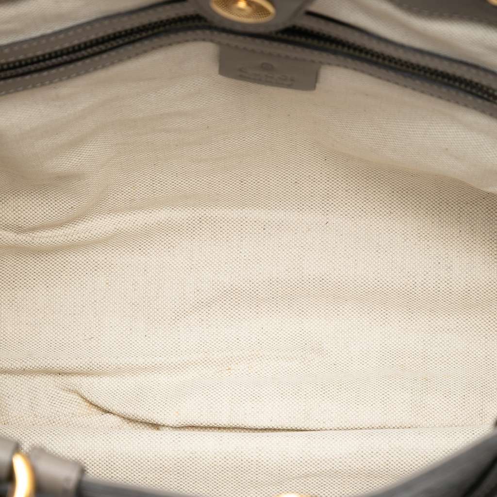 Gucci Guccissima Scarlett Tote Grey Leather Good condition - Model View