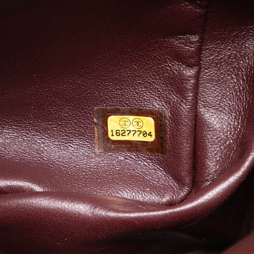 Chanel Jumbo Classic Caviar Double Flap Black Leather Good condition - Box View