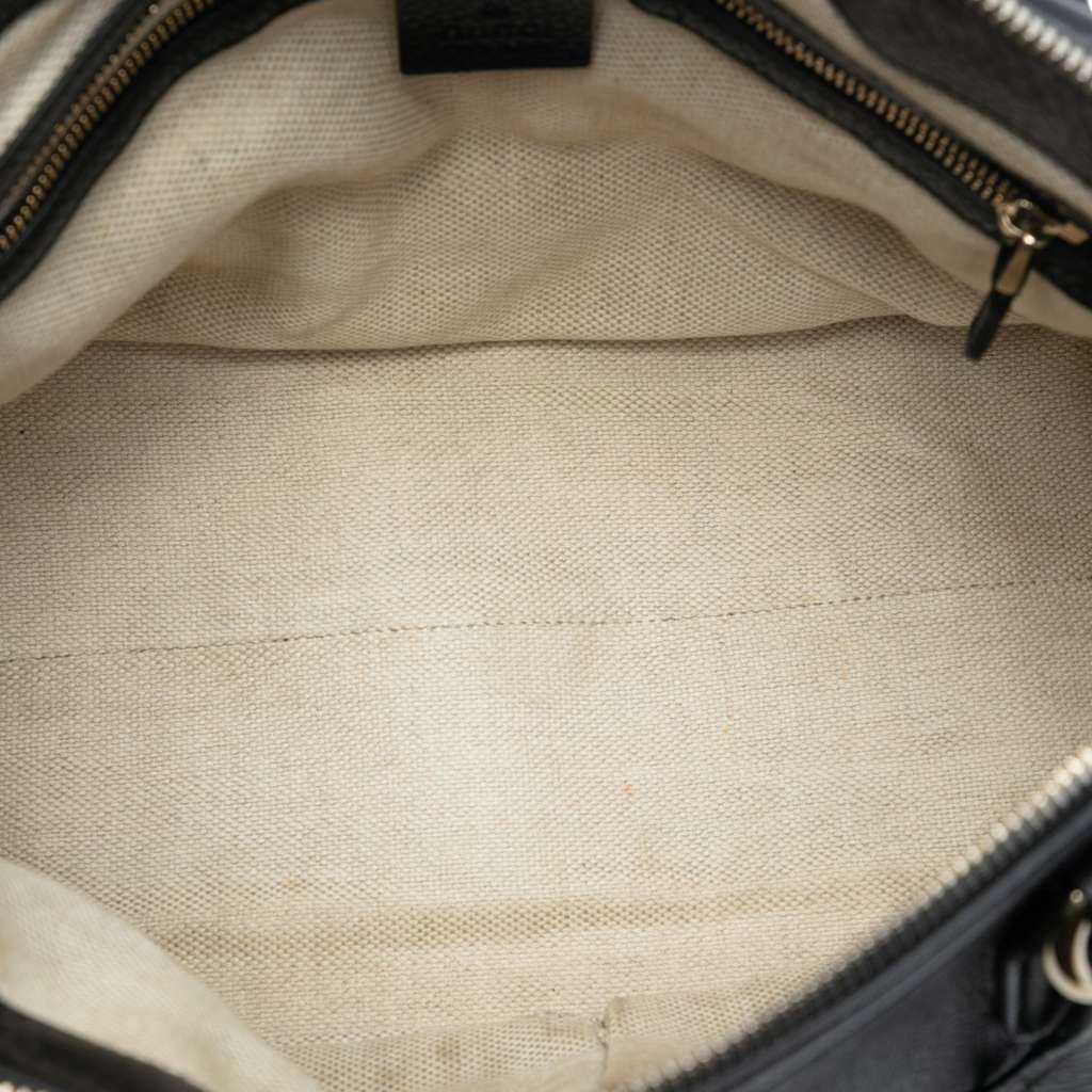 Gucci Small Leather Soho Working Satchel Black Leather Good condition - Model View