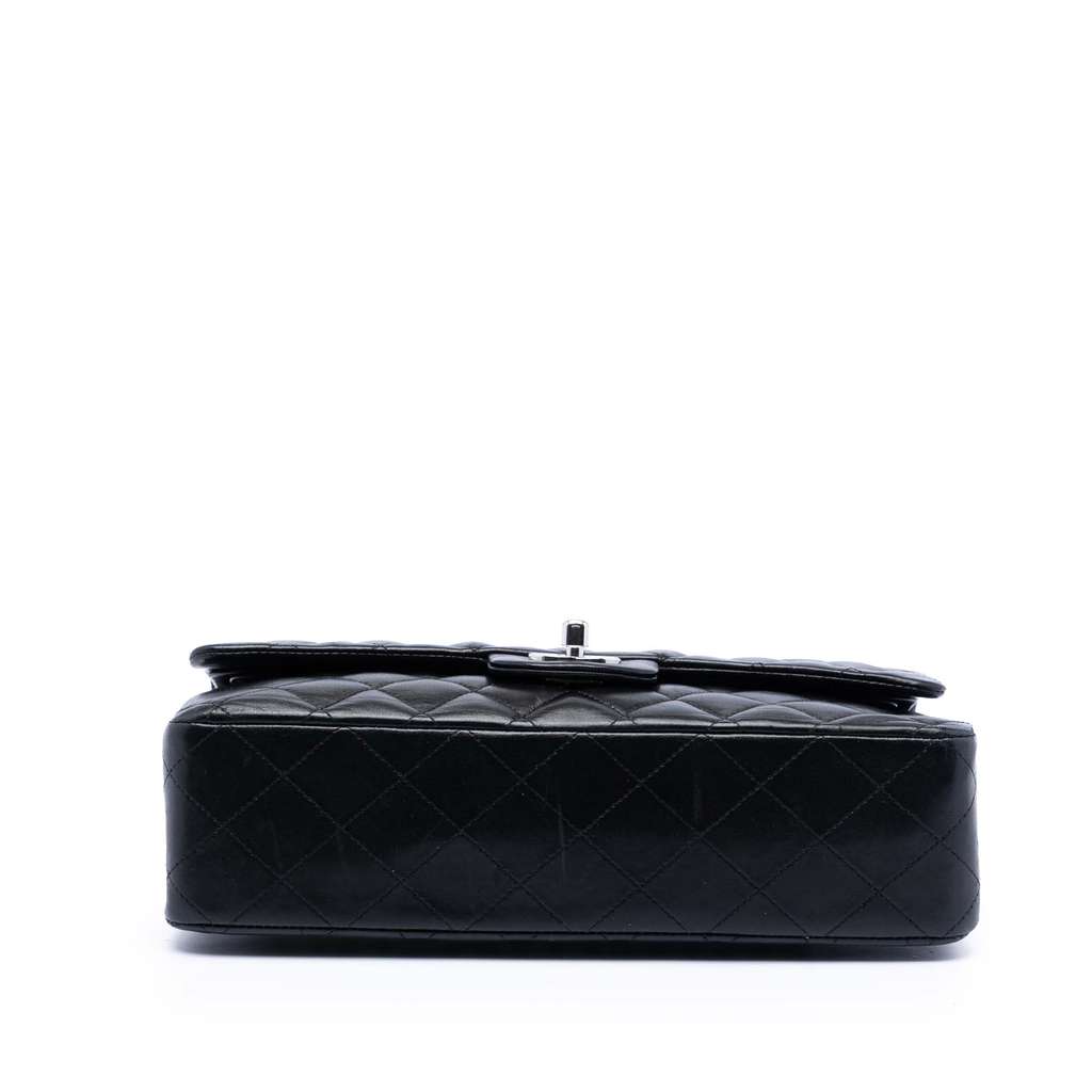 Chanel Medium Classic Lambskin Double Flap Black Leather Good condition - Back View