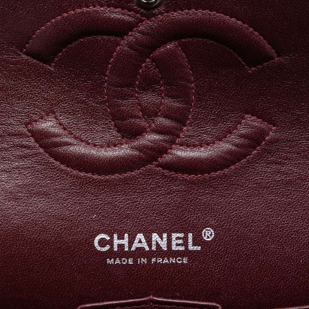 Chanel Medium Classic Lambskin Double Flap Black Leather Good condition - Box View