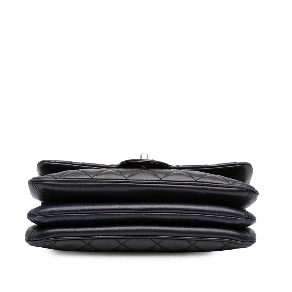 Chanel Medium Quilted Lambskin 3 Accordion Flap Black Leather Good condition - Inside View