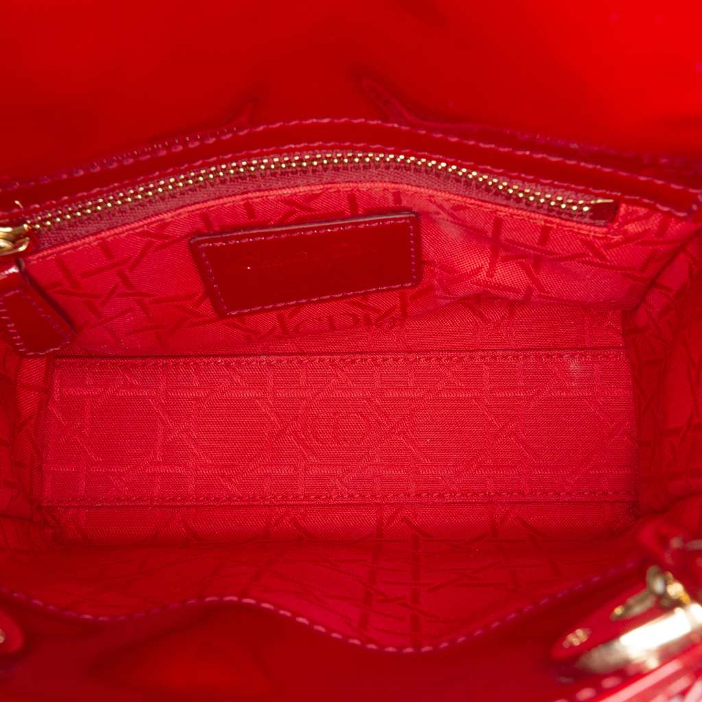 Dior Mini Patent Cannage Lady Dior Red Leather Good condition - Model View