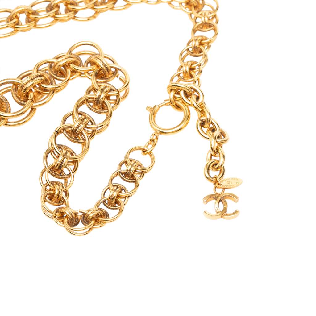 Chanel CC Gold Plated Round Chain Necklace Gold Metal Good condition - Model View