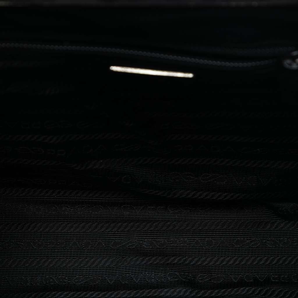 Prada Jersey Handbag Black Cotton Good condition - Model View