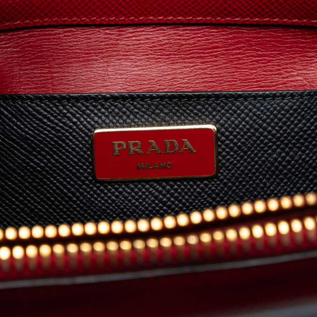 Prada Saffiano Cuir Convertible Top Handle Bag Black Leather Good condition - Box View