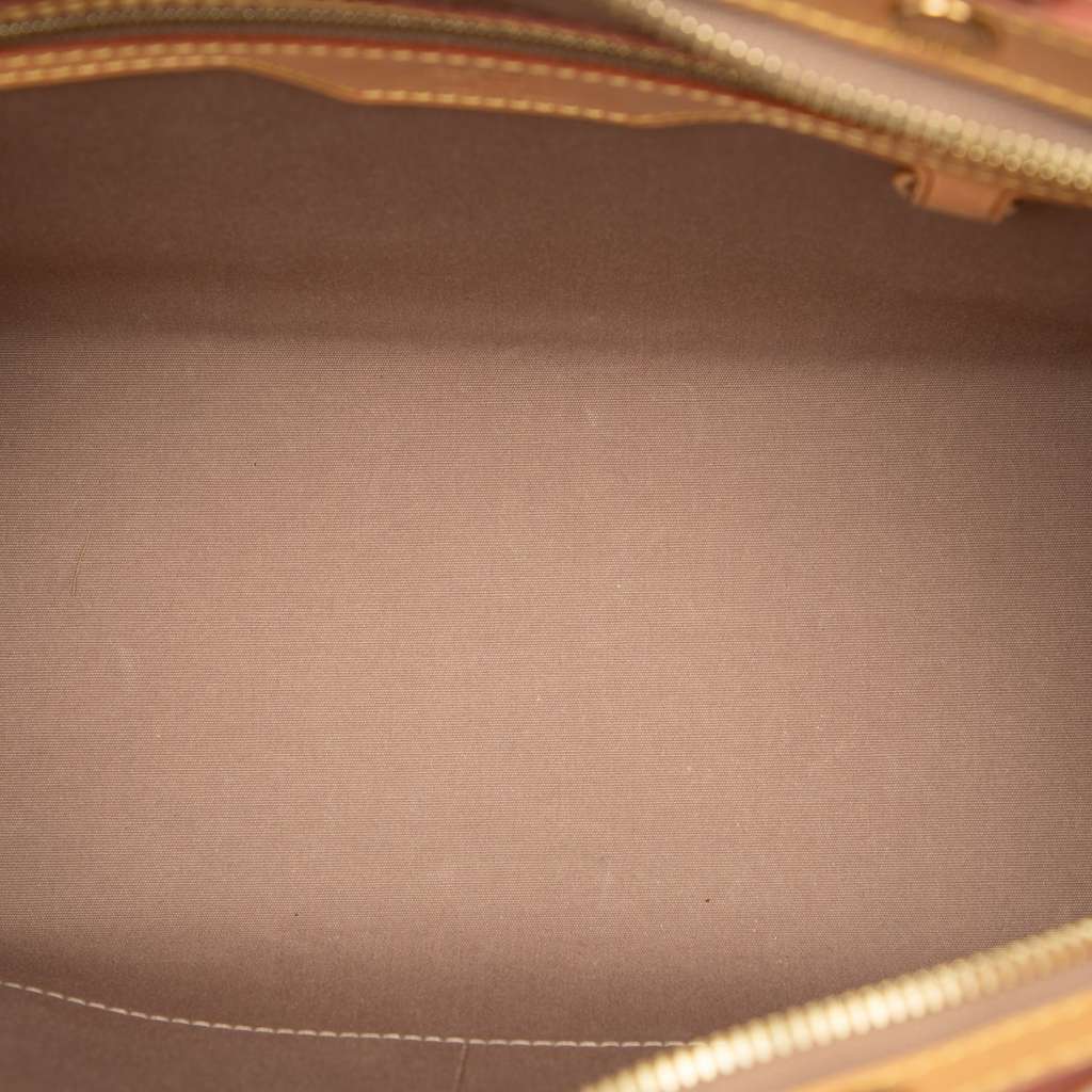 Louis Vuitton Monogram Vernis Brea MM Gold Leather Good condition - Model View