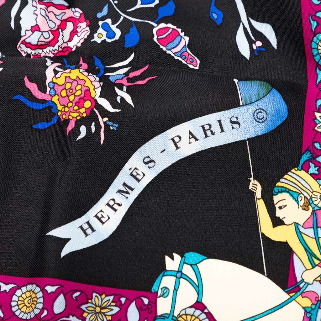 Hermès Fantaisies Indiennes Silk Scarf 90 Black Silk Good condition - Inside View