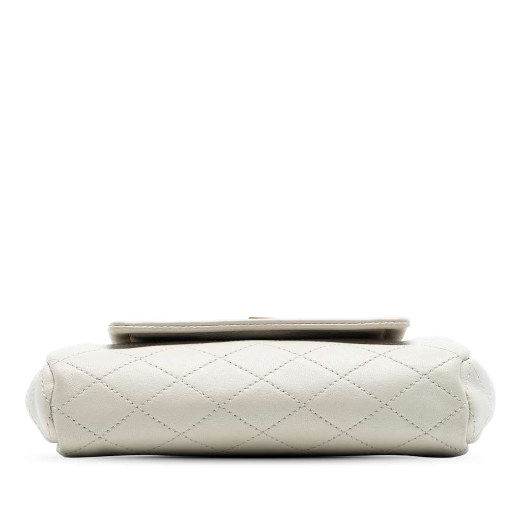 Saint Laurent Mini Quilted Lambskin Monogram Nolita Bag White Leather Good condition - Inside View