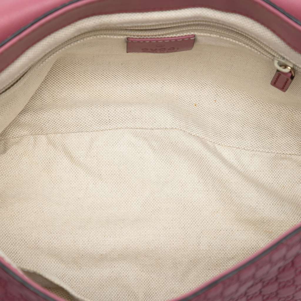 Gucci Microguccissima Sukey Crossbody Pink Leather Good condition - Model View
