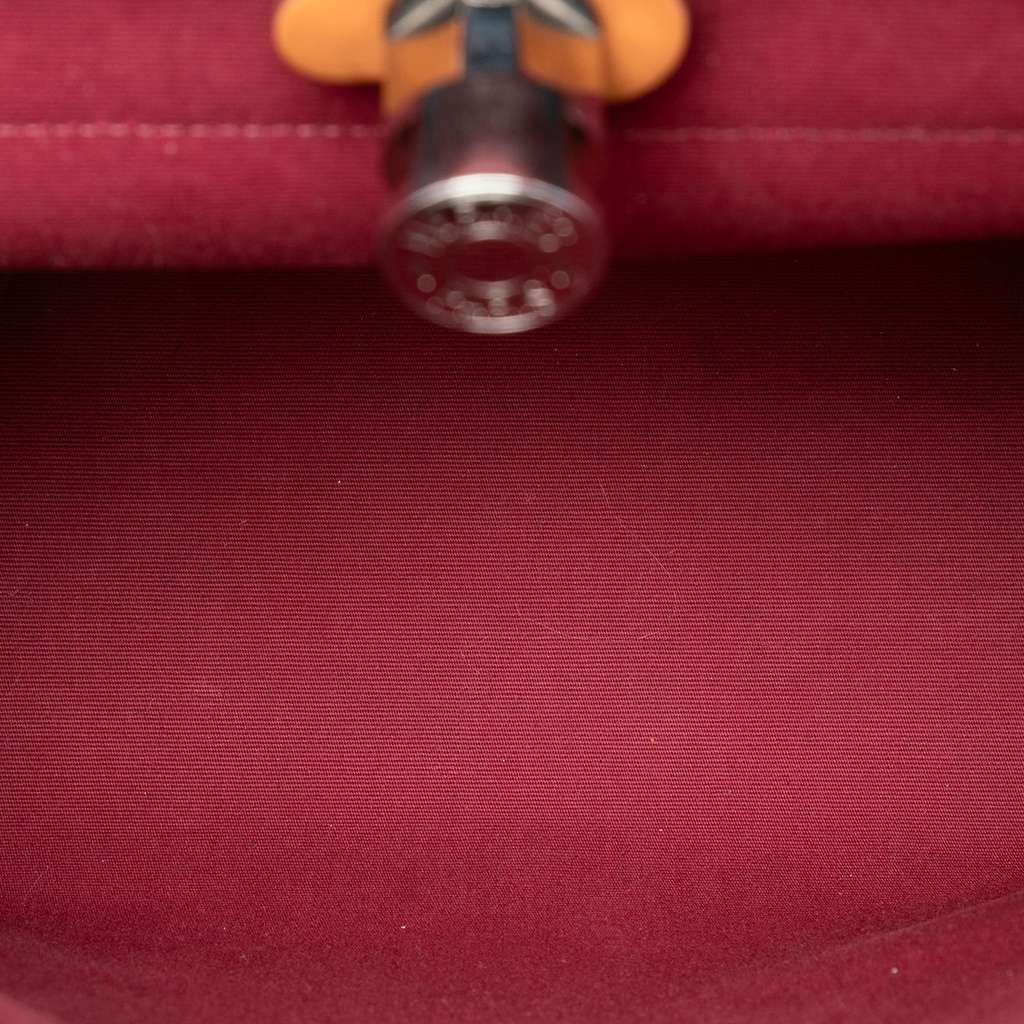 Hermès Toile Herbag Zip 31 Satchel Red Canvas Good condition - Model View