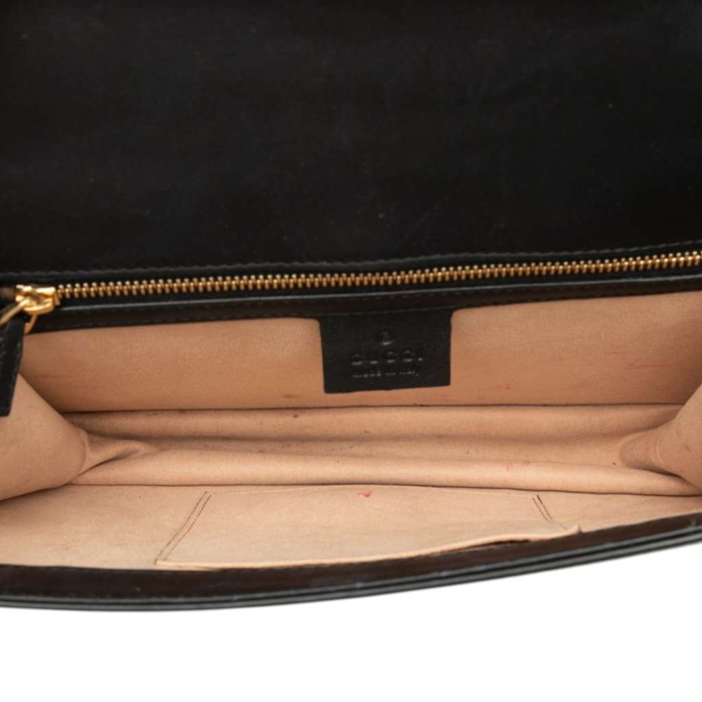 Gucci Small GG Velvet Sylvie Crossbody Brown Velvet Good condition - Model View