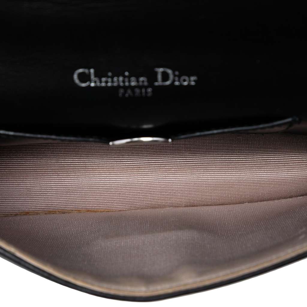 Dior Mini Lambskin Diorama Flap Black Leather Good condition - Model View