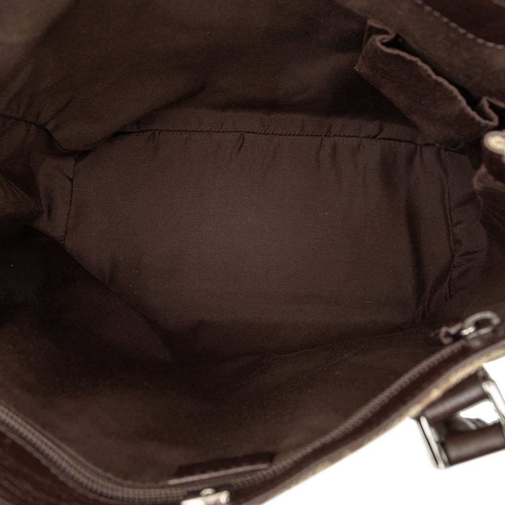 Gucci GG Supreme Tote Brown Canvas Good condition - Model View