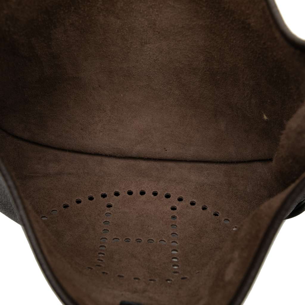 Hermès Clemence Evelyne III PM Brown Leather Good condition - Model View